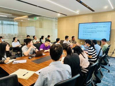 心有所畏，，，，方能言有所戒、行有所止——伟易博医药组织第二期“法随我行”系列宣讲活动